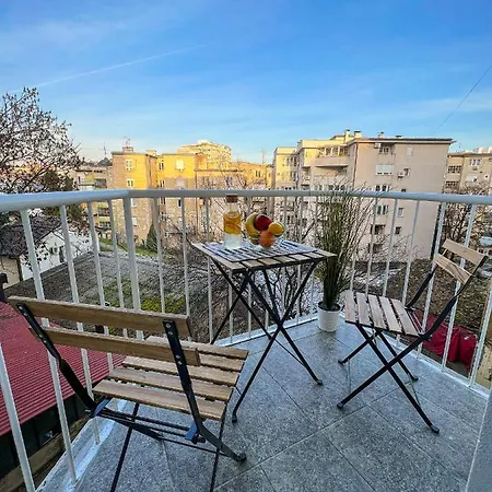 Sahara Apartment *
